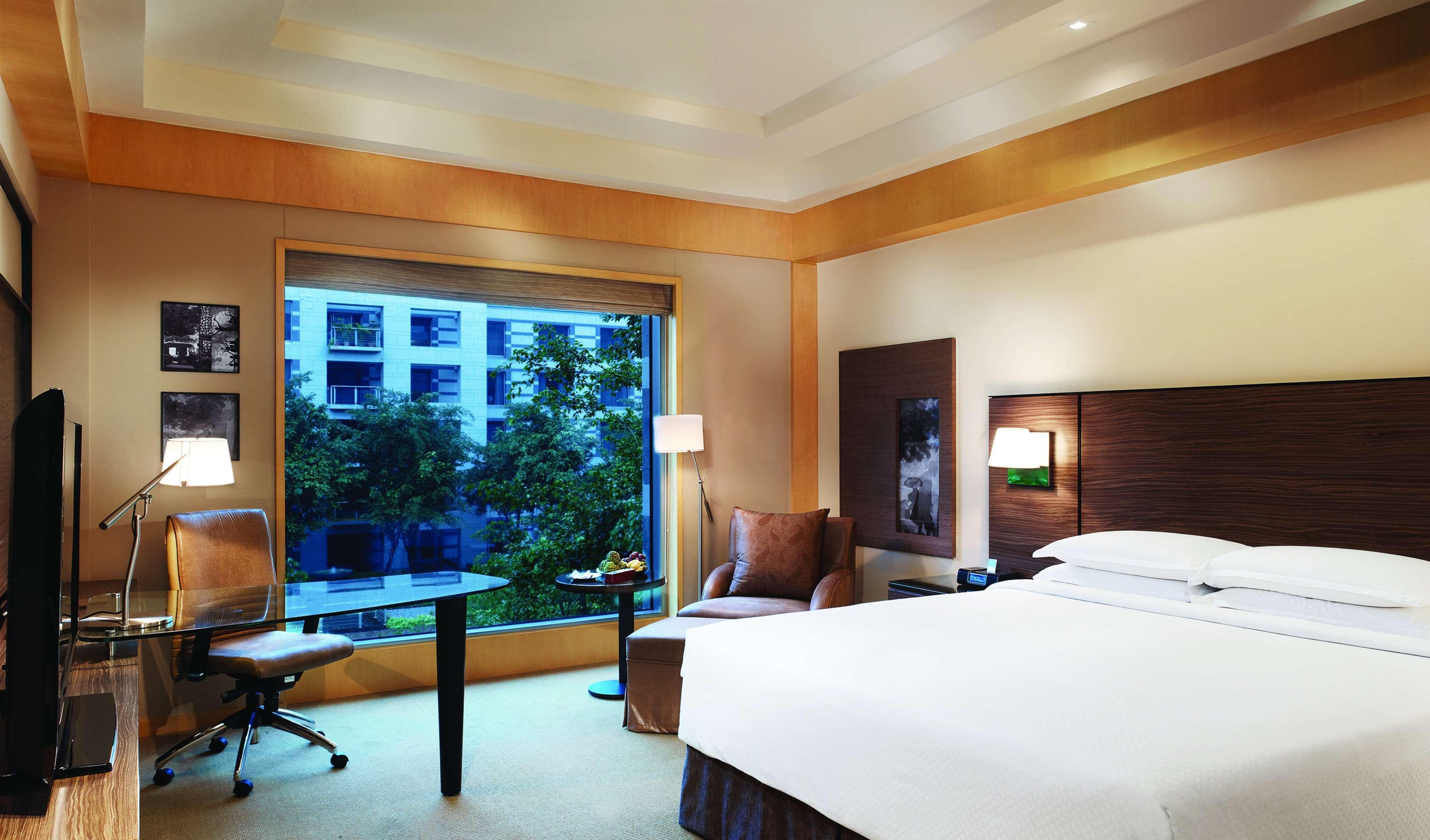 Grand Hyatt Mumbai Hotel And Residences Luaran gambar Deluxe room