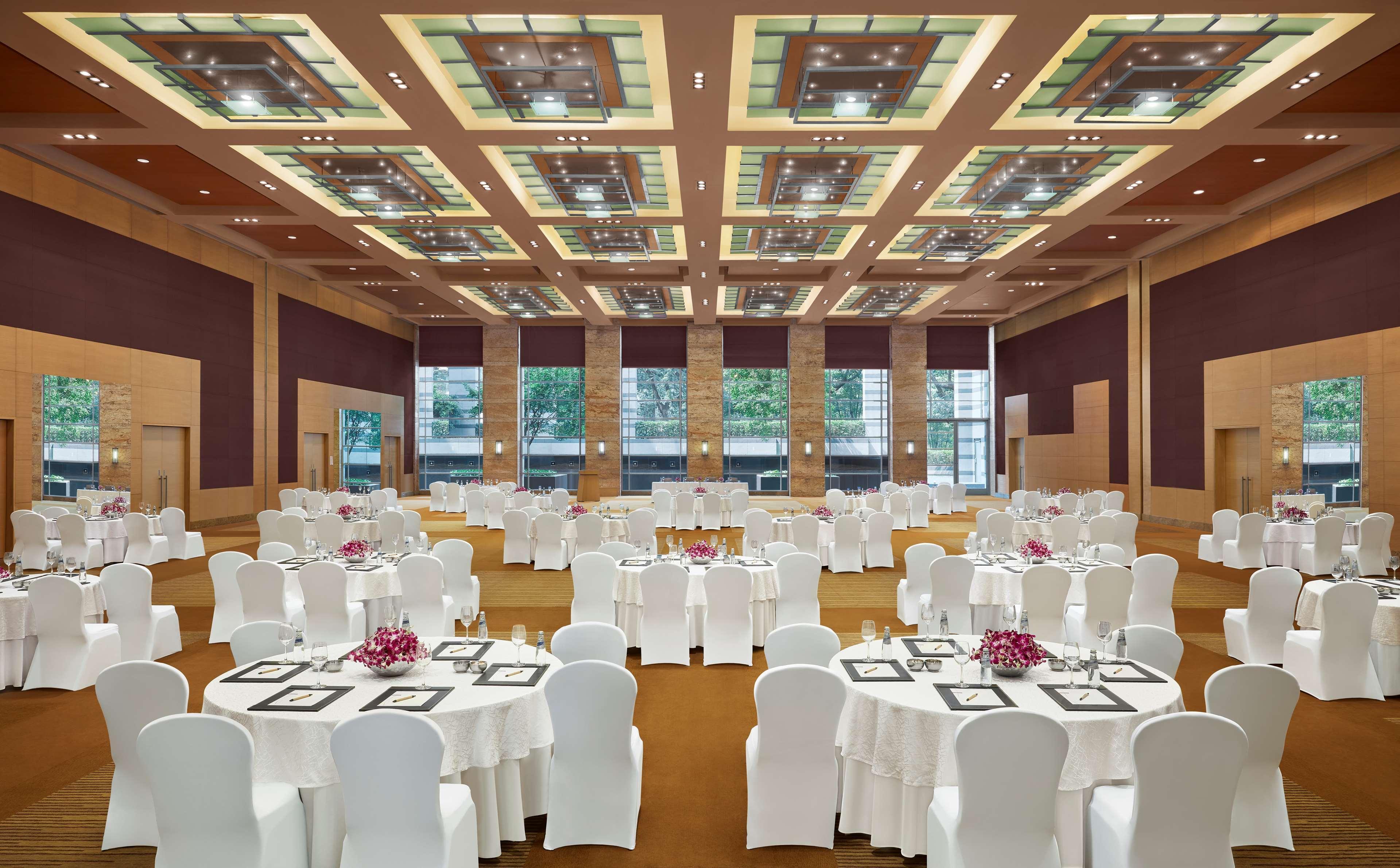 Grand Hyatt Mumbai Hotel And Residences Luaran gambar The Grand Ballroom