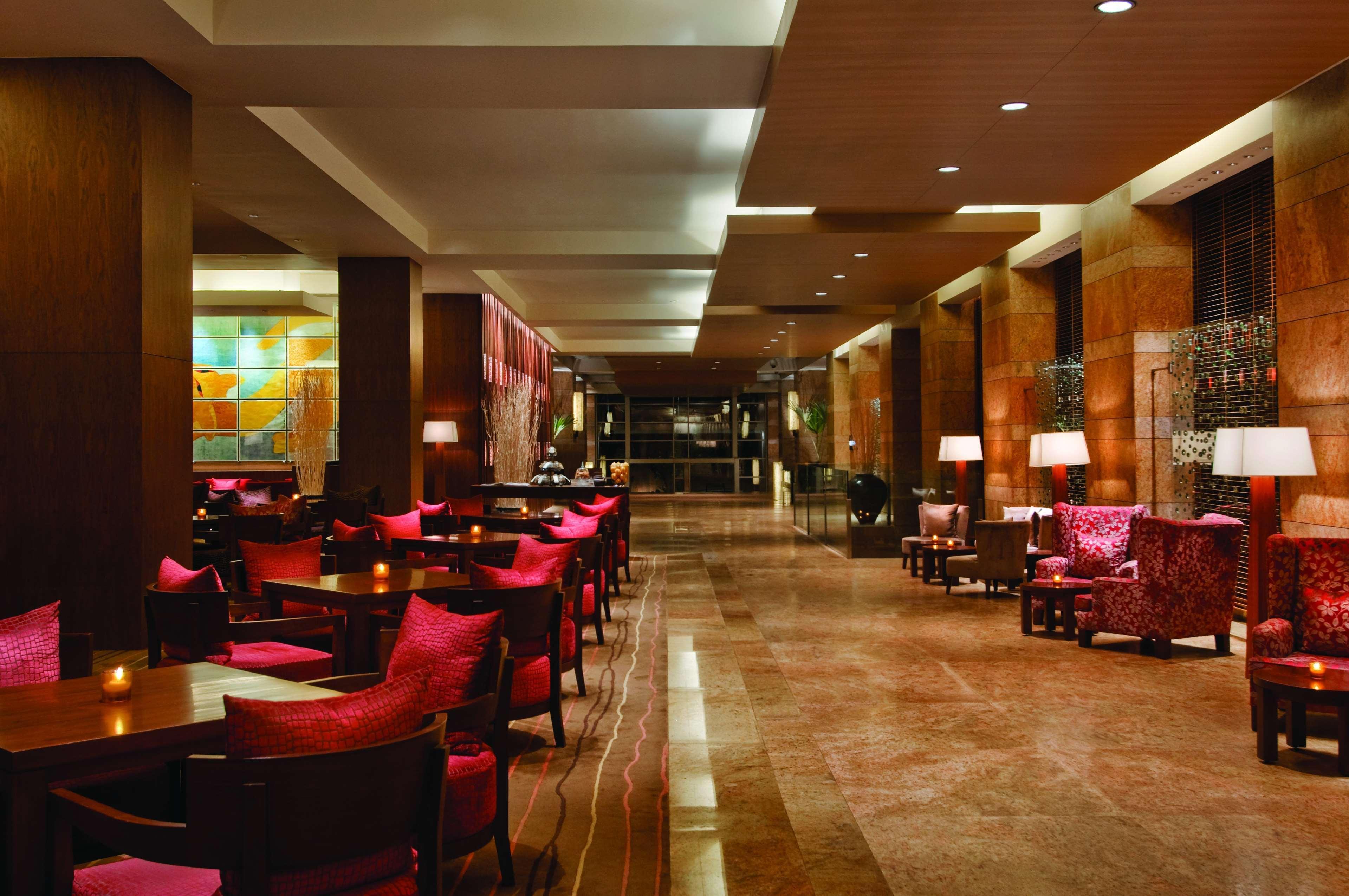 Grand Hyatt Mumbai Hotel And Residences Luaran gambar Lobby