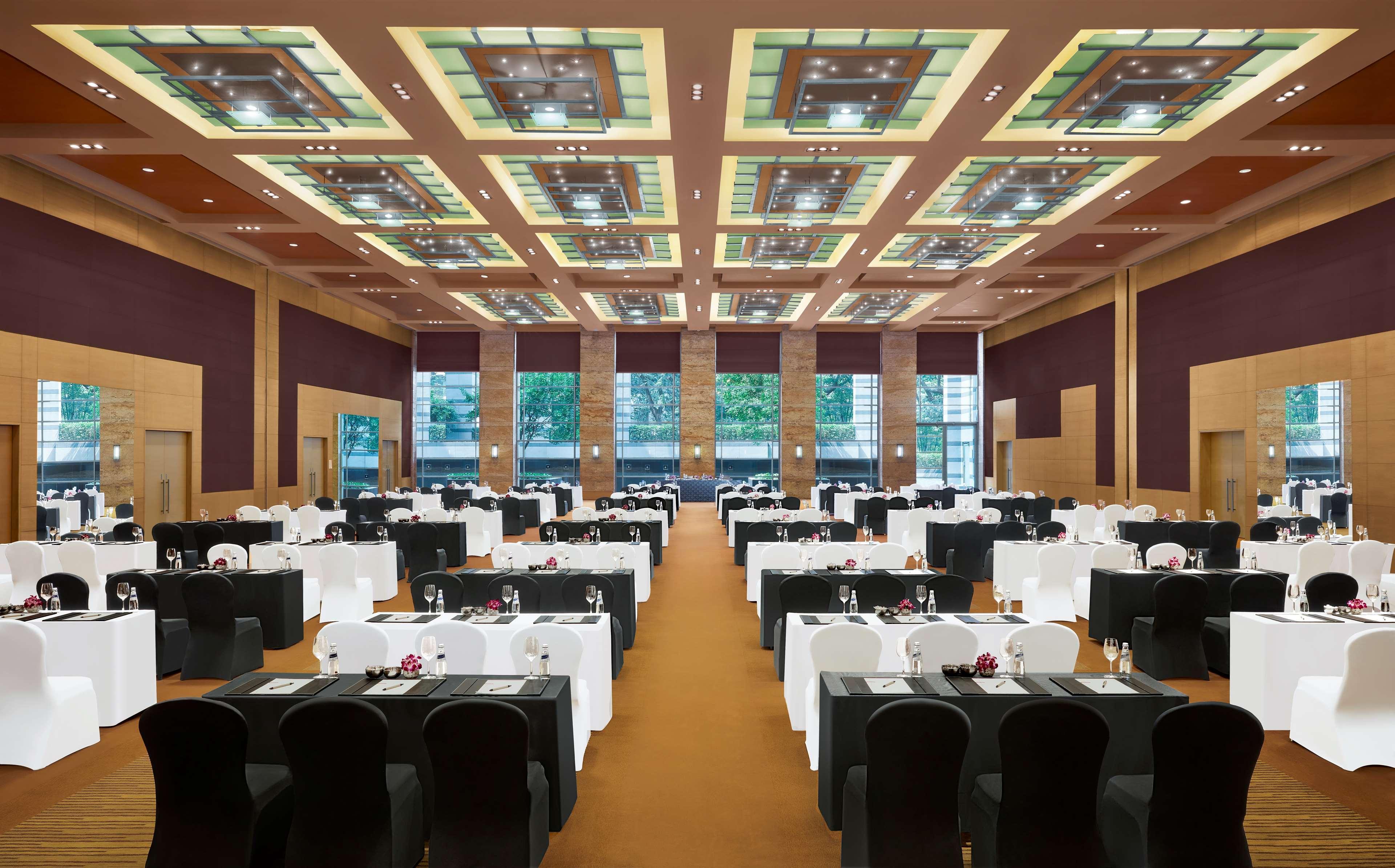 Grand Hyatt Mumbai Hotel And Residences Luaran gambar The Grand Ballroom